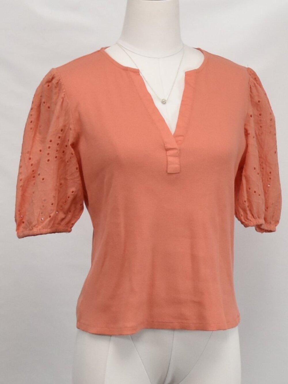 🧡 Dolan Coral Eyelet Puff Sleeve Top Size Medium